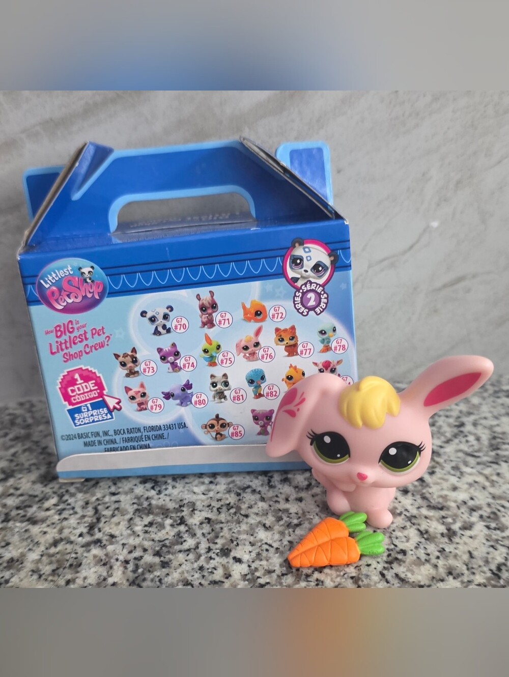 Open Box Littlest Pet Shop Pet Surprise Series 2 G7 76 Pink Bunny Rabbit Carrot